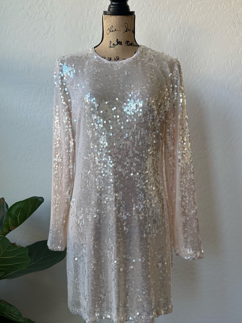 Gianni Bini Park City Ruby Sequin Dove Dress Size L